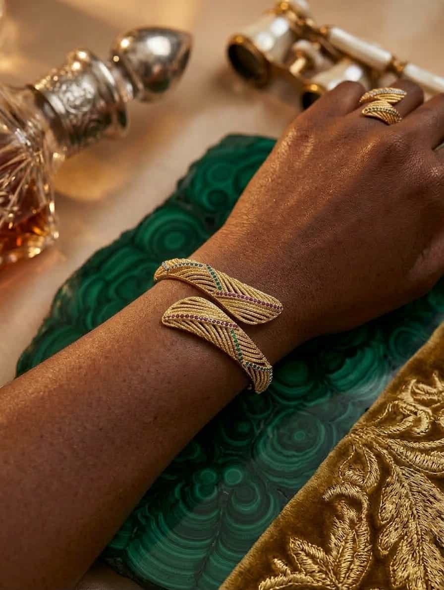 Le Bracelet Jonc "Plumes Royales"
